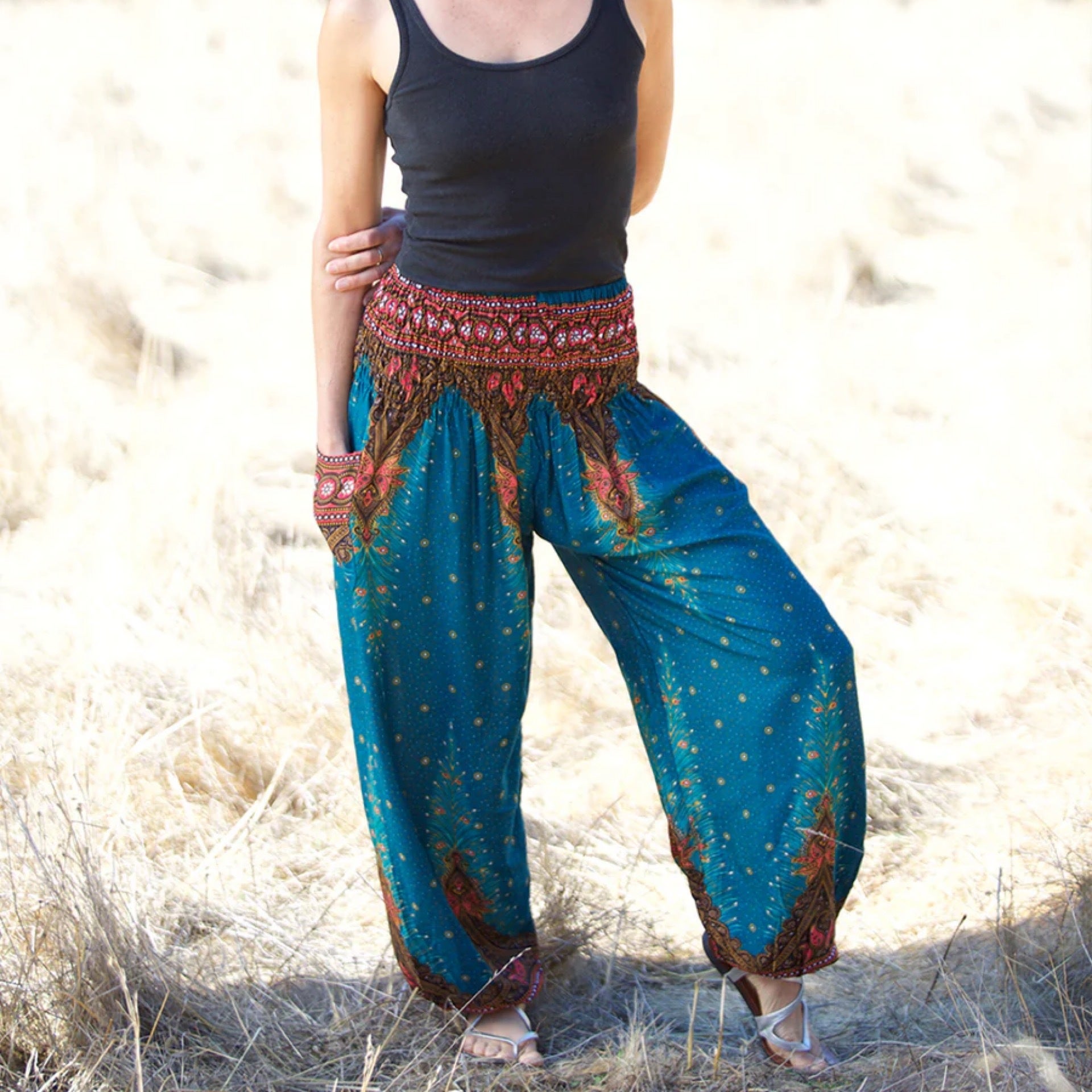 Peacock harem pants 2025